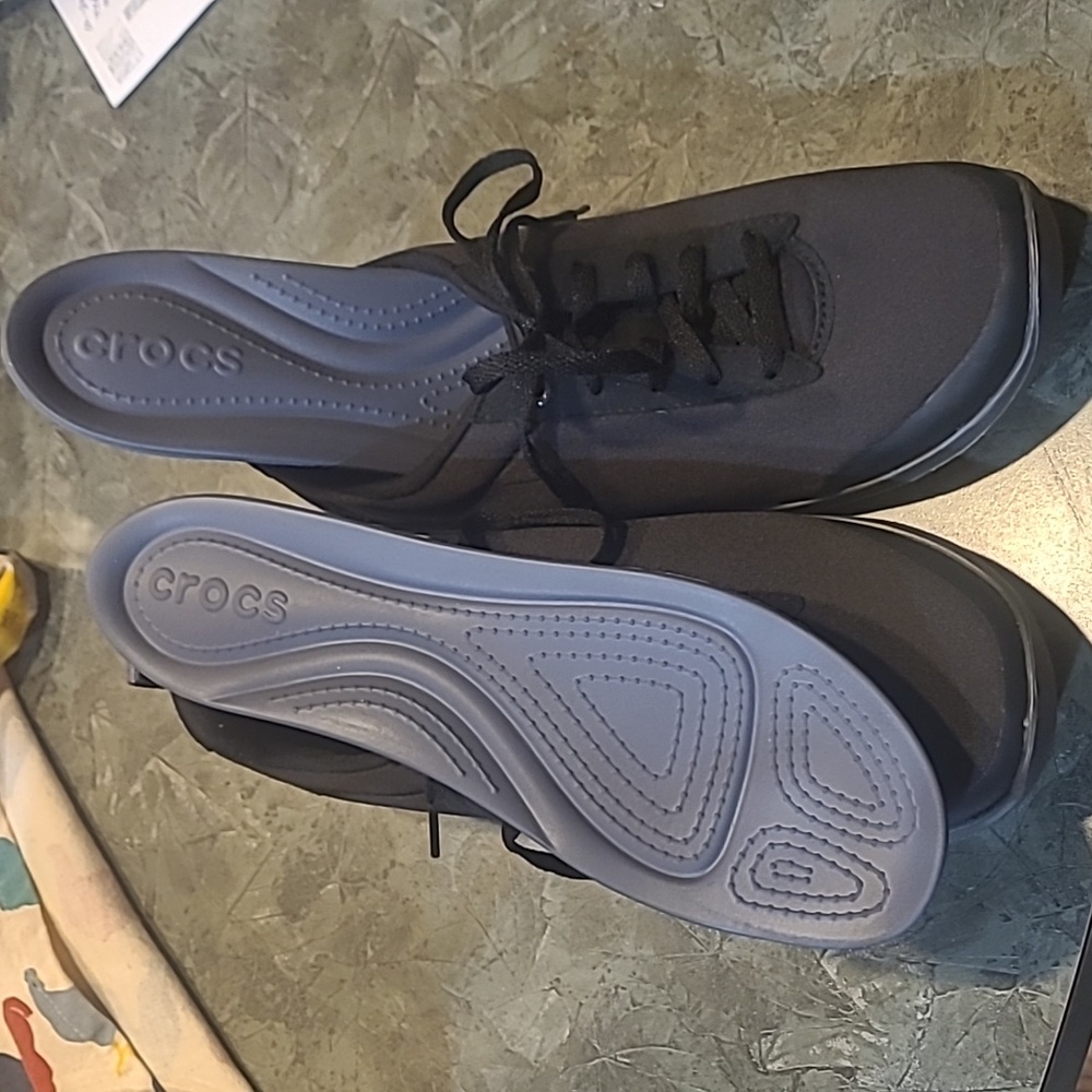 Womens Crocs Sneakers 9 - Picture 6 of 8